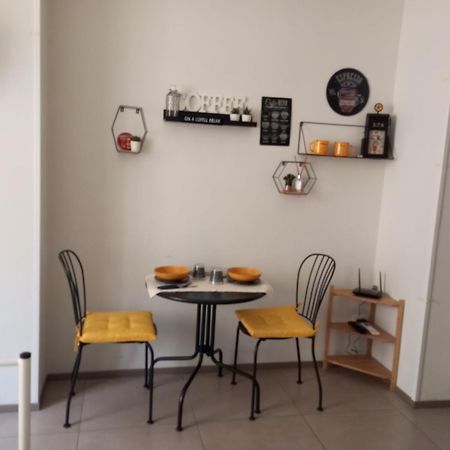 Holidaystudio Appartamento In Centro ساليرنو المظهر الخارجي الصورة