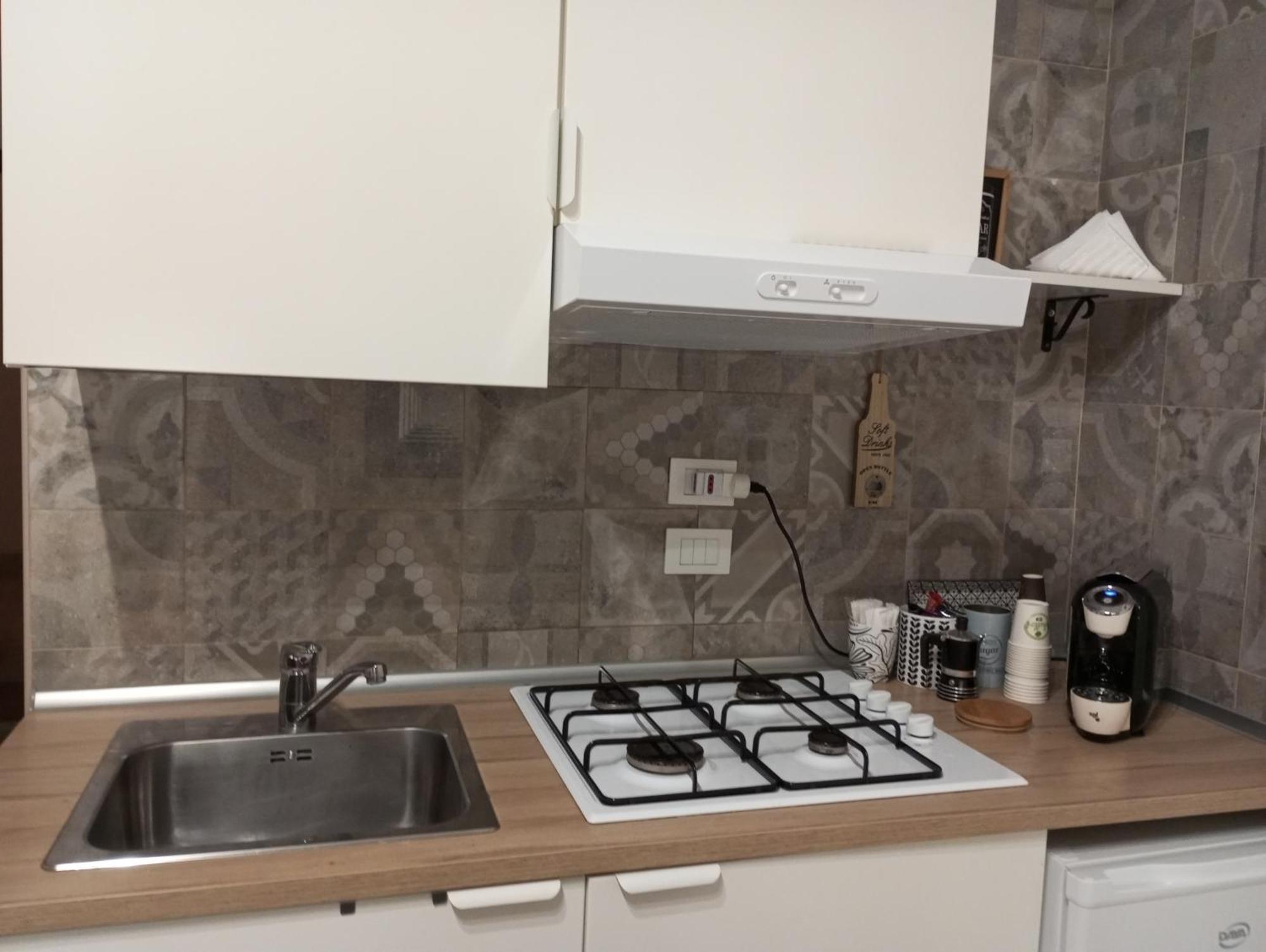 Holidaystudio Appartamento In Centro ساليرنو المظهر الخارجي الصورة