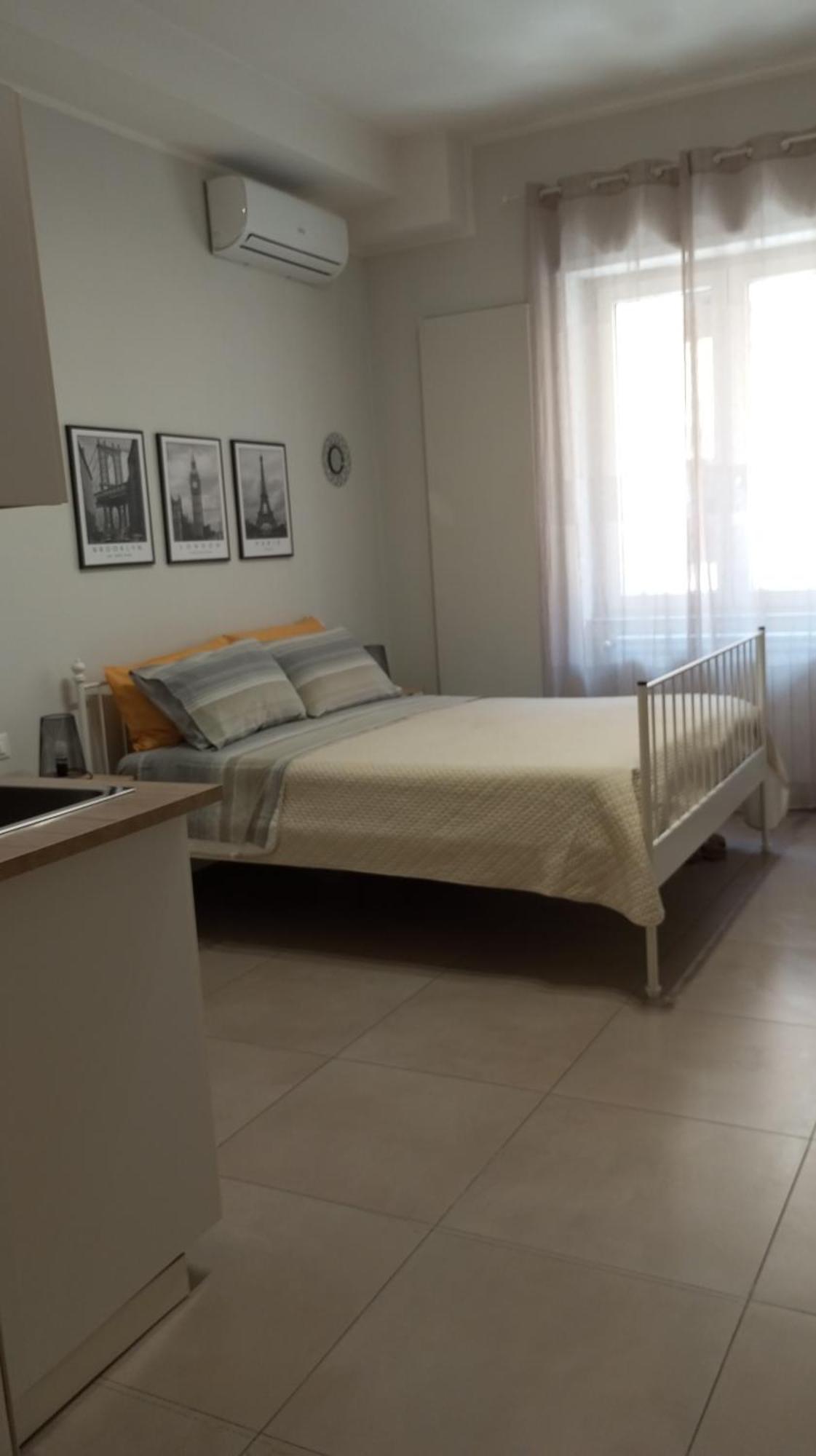 Holidaystudio Appartamento In Centro ساليرنو المظهر الخارجي الصورة